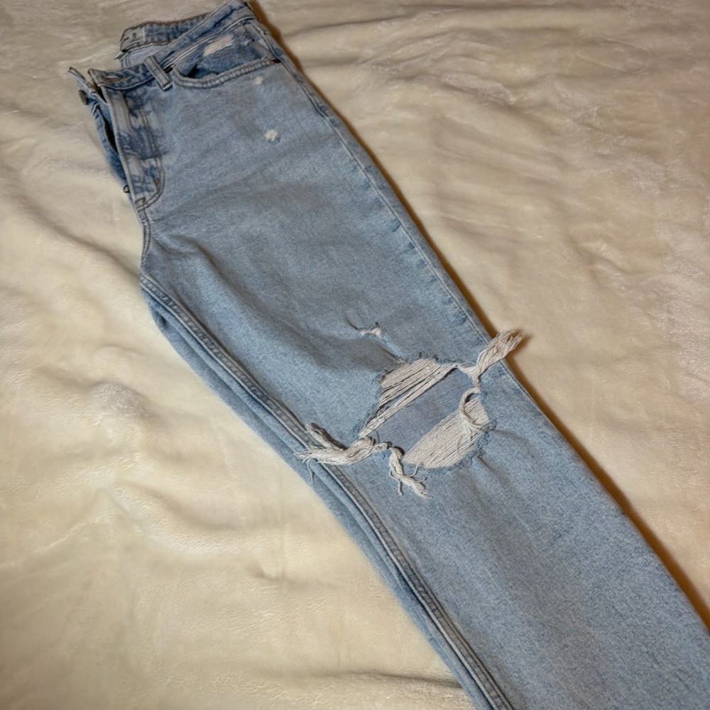 Abercrombie & Fitch Light Blue High Rise Women's Jeans - Picture 3 of 4